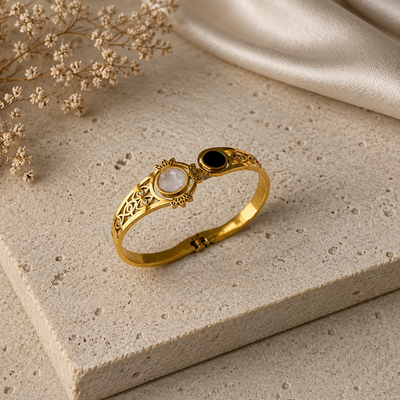 Pearl Glow Bangle