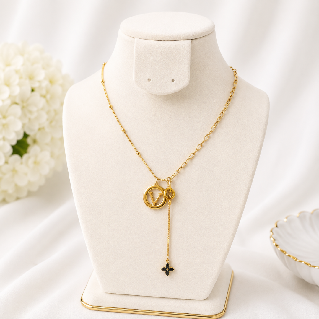 Pretty Petals Necklace
