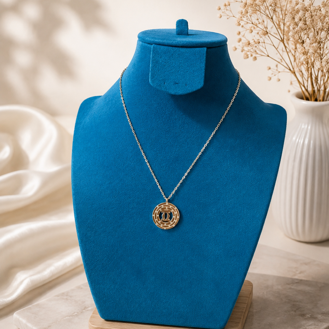 Royal Single Golden Charm