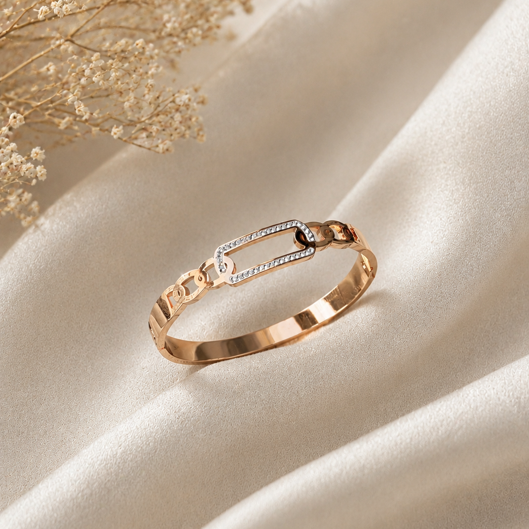 Minimal Link Sparkle Bangle