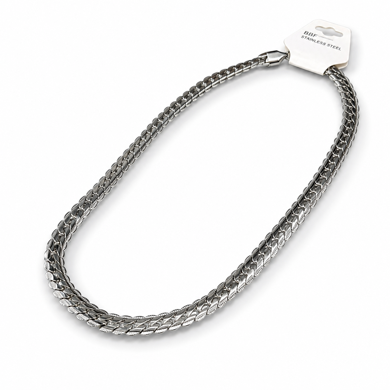 A silver-toned stainless steel chain necklace for men in doha qatar